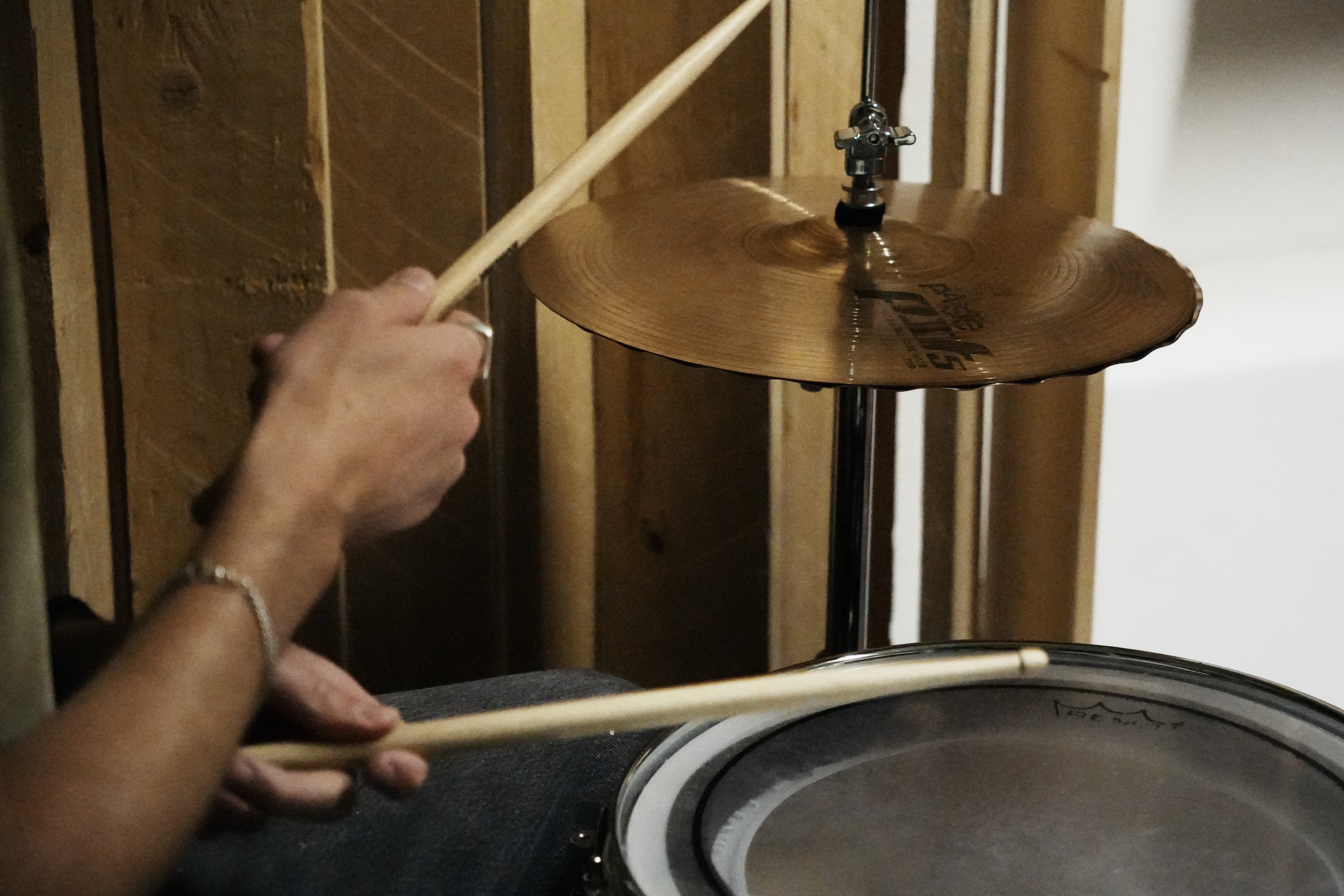 Nikolai Looft on drums at Las Aguas